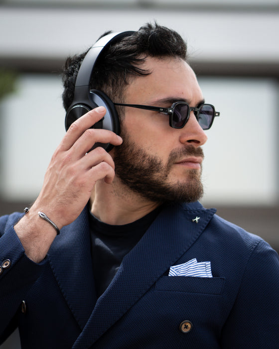 Oneodio Serie A - Auriculares inalámbricos Bluetooth 5.0 con cancelación activa de ruido - Micrófono incorporado, carga tipo C y estuche de transporte