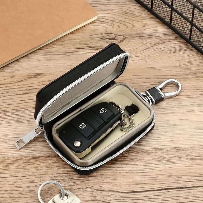 Portable RFID-Blocking Key Pouch — Zipped Faraday Case for Car Keys